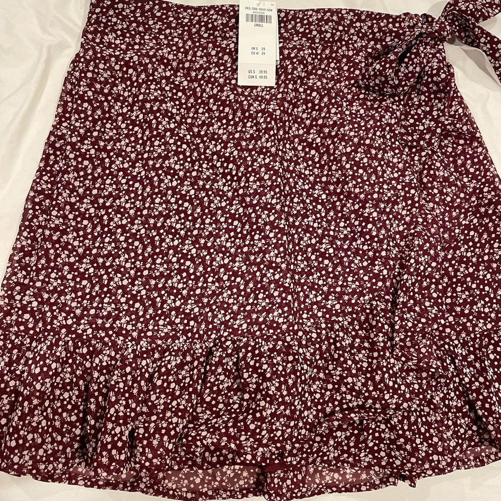 hollister skirt